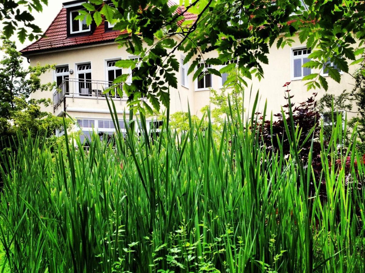 Germania Hotel Am Schlosspark Meyenburg  Esterno foto